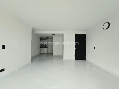 Apartamento de 3 alcobas en venta en Belen, Medellín, 82 m² · foto 2 de 18
