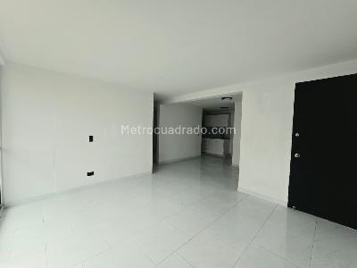 Apartamento de 3 alcobas en venta en Belen, Medellín, 82 m² · foto 3 de 18