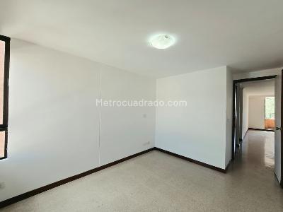 Apartamento en venta en Laureles, Medellín · foto 16 de 18