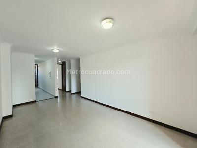 Apartamento en venta en Laureles, Medellín · foto 4 de 18