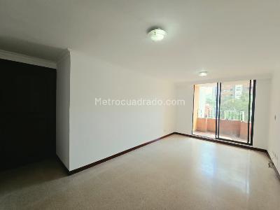 Apartamento en venta en Laureles, Medellín · foto 5 de 18