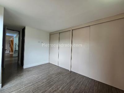 Apartamento de 3 alcobas en venta en Belen, Medellín, 84 m² · foto 8 de 17