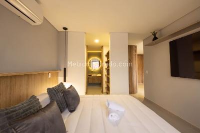 Apartamento de 3 alcobas en venta en Laureles, Medellín, 104 m² · foto 13 de 19