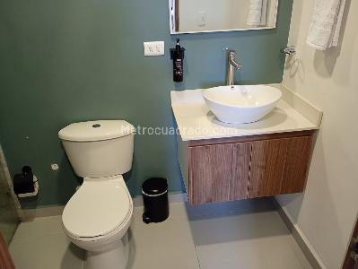 Apartamento de 3 alcobas en venta en Laureles, Medellín, 104 m² · foto 17 de 19