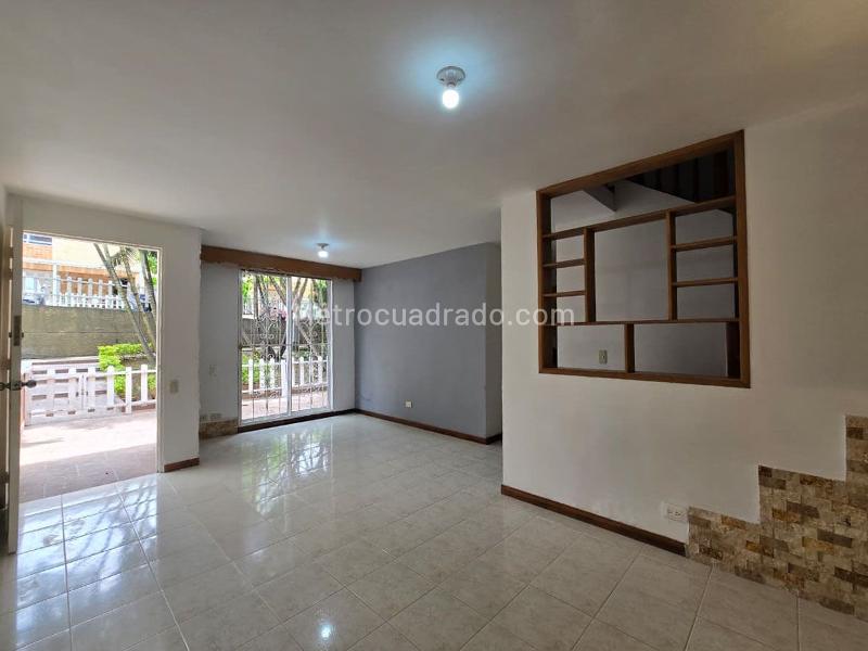 Casa en arriendo en Belen (Conjunto Cerrado)