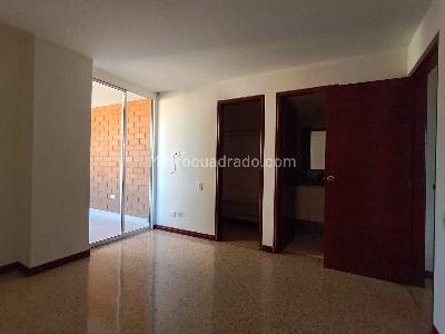 Apartamento de 3 alcobas en venta en Laureles, Medellín, 118 m² · foto 13 de 19