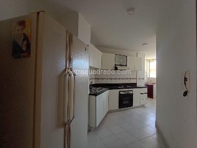 Apartamento de 3 alcobas en venta en Laureles, Medellín, 118 m² · foto 5 de 19