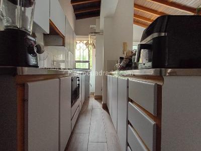 Apartamento en venta en Laureles, Medellín · foto 7 de 16