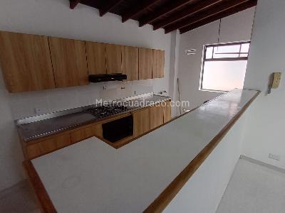 Apartamento de 4 alcobas en arriendo en Laureles, Medellín, 120 m² · foto 5 de 18