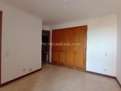 Apartamento en arriendo en Laureles, Medellín · foto 10 de 20