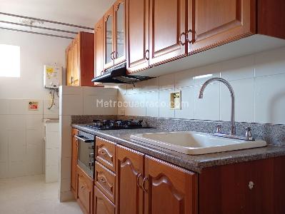 Apartamento en arriendo en Laureles, Medellín · foto 9 de 20