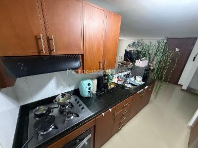 Apartamento en venta en Laureles, Medellín · foto 6 de 19
