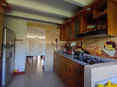 Apartamento en venta en San Javier, Medellín · foto 6 de 19
