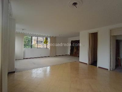 Apartamento de 3 alcobas en venta en Laureles, Medellín, 149 m² · foto 3 de 20