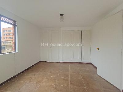 Apartamento de 3 alcobas en venta en Laureles, Medellín, 149 m² · foto 7 de 20