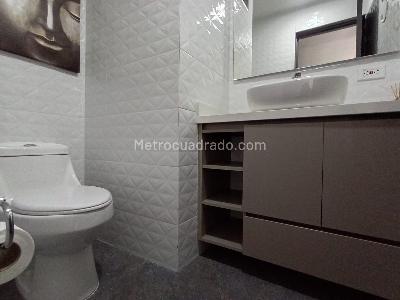 Apartamento de 4 alcobas en venta en Laureles, Medellín, 137 m² · foto 17 de 19