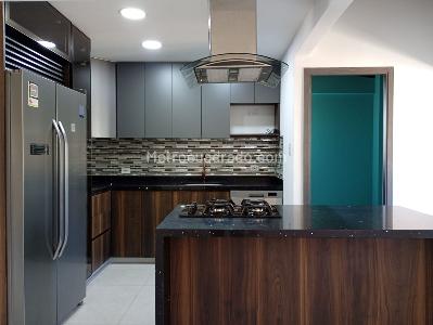 Apartamento de 4 alcobas en venta en Laureles, Medellín, 137 m² · foto 8 de 19