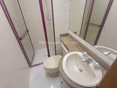 Apartamento en venta en Laureles, Medellín · foto 16 de 17