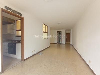 Apartamento en venta en Laureles, Medellín · foto 2 de 17