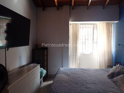 Apartamento de 3 alcobas en venta en Laureles, Medellín, 147 m² · foto 10 de 20