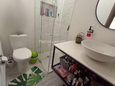 Apartamento de 3 alcobas en venta en Laureles, Medellín, 147 m² · foto 16 de 20