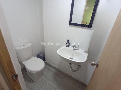 Apartamento de 3 alcobas en venta en Laureles, Medellín, 147 m² · foto 17 de 20