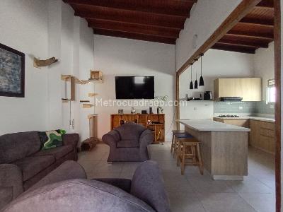 Apartamento de 3 alcobas en venta en Laureles, Medellín, 147 m² · foto 5 de 20