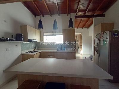Apartamento de 3 alcobas en venta en Laureles, Medellín, 147 m² · foto 6 de 20