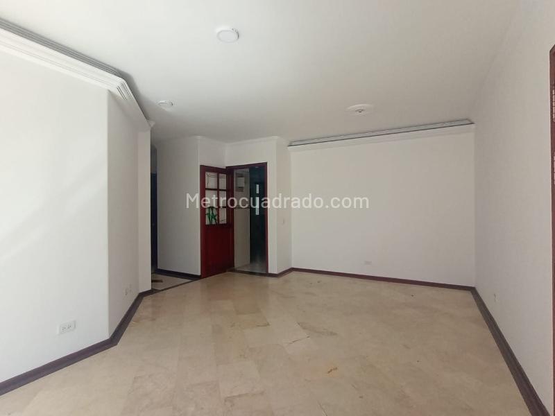 3BR Apartment in LAURELES (109 m²) - 3