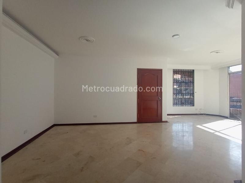 3BR Apartment in LAURELES (109 m²) - 4