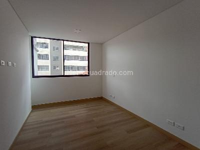 Apartamento de 2 alcobas en venta en Laureles, Medellín, 74 m² · foto 11 de 18