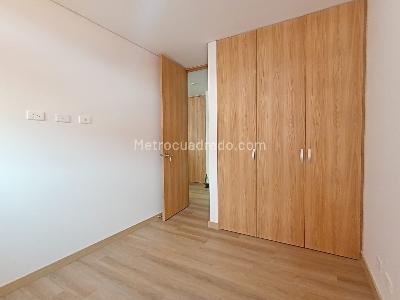 Apartamento de 2 alcobas en venta en Laureles, Medellín, 74 m² · foto 14 de 18