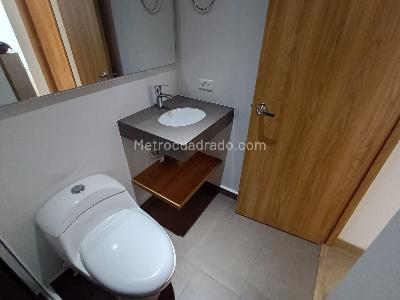 Apartamento de 2 alcobas en venta en Laureles, Medellín, 74 m² · foto 17 de 18
