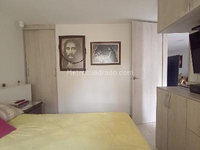 Apartamento de 2 alcobas en venta en Laureles, Medellín, 62 m² · foto 14 de 18