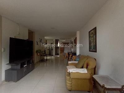 Apartamento de 2 alcobas en venta en Laureles, Medellín, 62 m² · foto 2 de 18