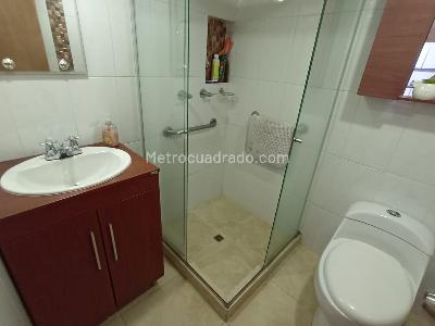 Apartamento de 2 alcobas en venta en Laureles, Medellín, 87 m² · foto 18 de 20