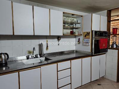 Apartamento de 2 alcobas en venta en Laureles, Medellín, 87 m² · foto 6 de 20