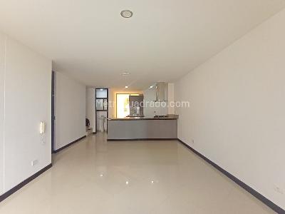 Apartamento de 3 alcobas en arriendo en Laureles, Medellín, 120 m² · foto 2 de 18