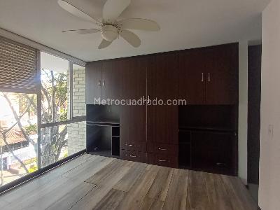 Apartamento de 3 alcobas en arriendo en Laureles, Medellín, 120 m² · foto 11 de 18