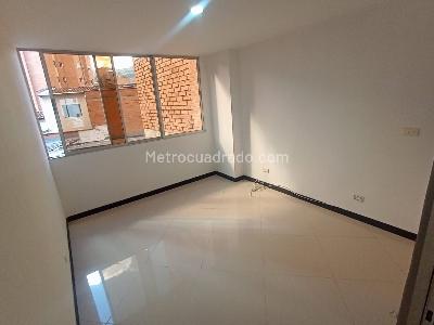 Apartamento de 3 alcobas en arriendo en Laureles, Medellín, 120 m² · foto 14 de 18