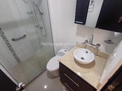 Apartamento de 3 alcobas en arriendo en Laureles, Medellín, 120 m² · foto 18 de 18