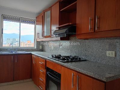 Apartamento en venta en Laureles, Medellín · foto 7 de 20