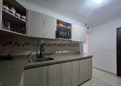 Apartamento en venta en Belen, Medellín · foto 6 de 16