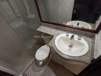Apartamento de 3 alcobas en arriendo en Laureles, Medellín, 101 m² · foto 17 de 20