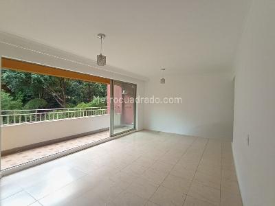 Apartamento de 3 alcobas en arriendo en Laureles, Medellín, 101 m² · foto 2 de 20