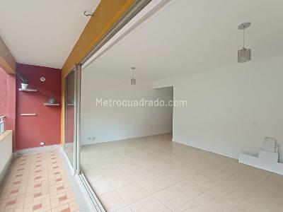 Apartamento de 3 alcobas en arriendo en Laureles, Medellín, 101 m² · foto 3 de 20