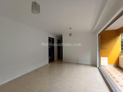 Apartamento de 3 alcobas en arriendo en Laureles, Medellín, 101 m² · foto 4 de 20