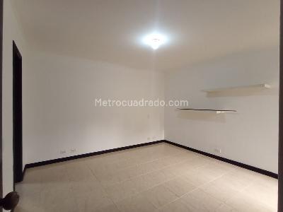 Apartamento de 3 alcobas en arriendo en Laureles, Medellín, 101 m² · foto 9 de 20