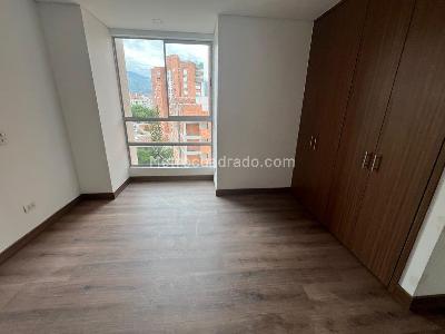 Apartamento de 3 alcobas en venta en Laureles, Medellín, 134 m² · foto 15 de 18
