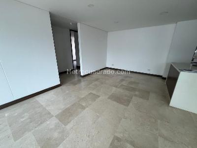 Apartamento de 3 alcobas en venta en Laureles, Medellín, 134 m² · foto 3 de 18